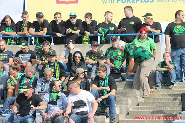 Byki lepsze od Rekinów