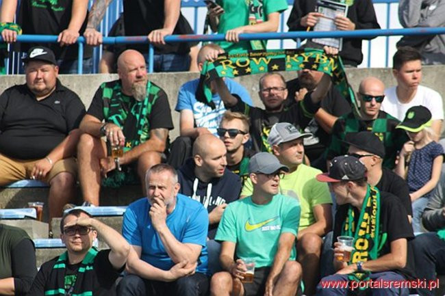 Byki lepsze od Rekinów