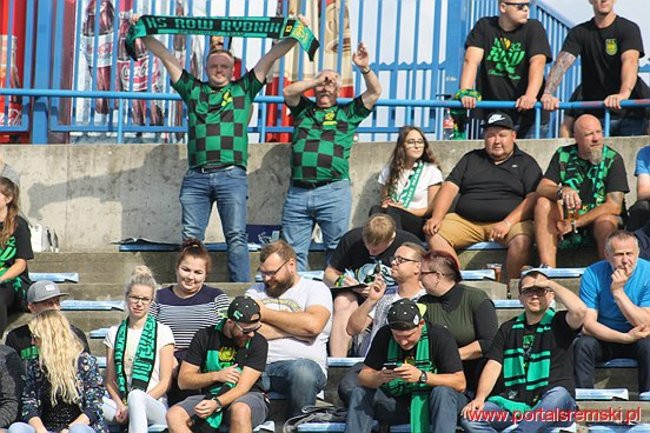 Byki lepsze od Rekinów