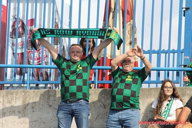 Byki lepsze od Rekinów