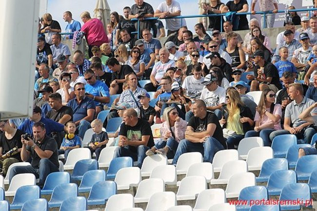 Byki lepsze od Rekinów