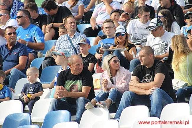 Byki lepsze od Rekinów