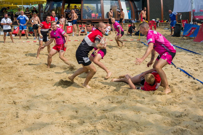 Banici Poznań zwyciężają w turnieju Beach Rugby w Śremie