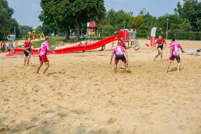 Banici Poznań zwyciężają w turnieju Beach Rugby w Śremie