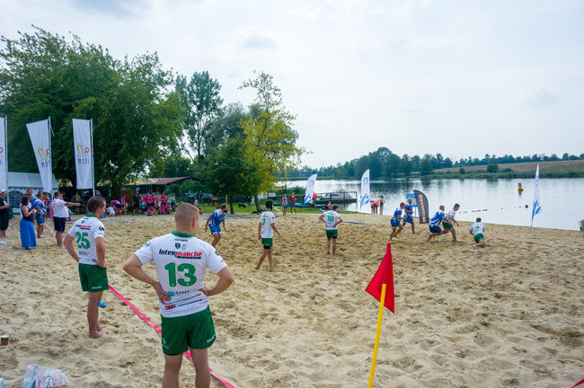 Banici Poznań zwyciężają w turnieju Beach Rugby w Śremie