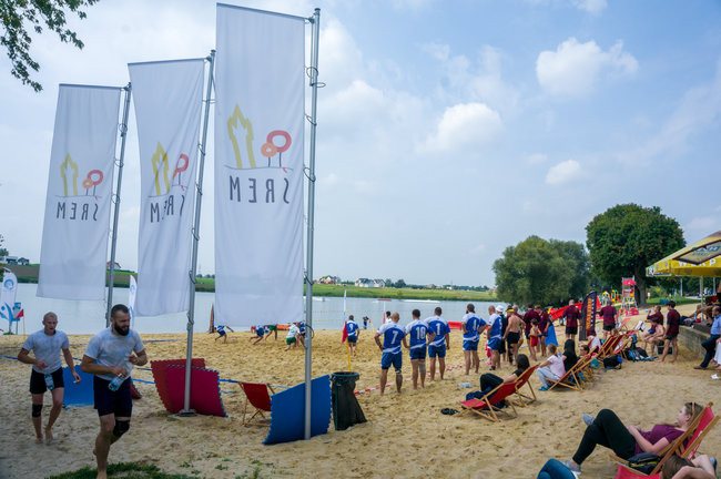 Banici Poznań zwyciężają w turnieju Beach Rugby w Śremie