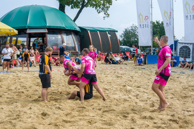 Banici Poznań zwyciężają w turnieju Beach Rugby w Śremie