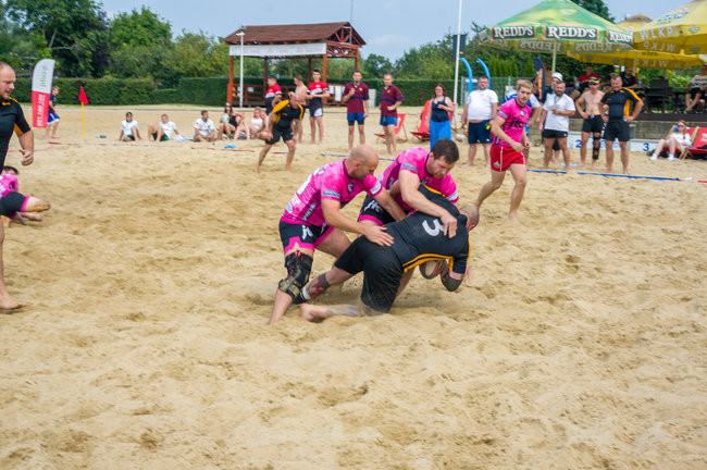 Banici Poznań zwyciężają w turnieju Beach Rugby w Śremie