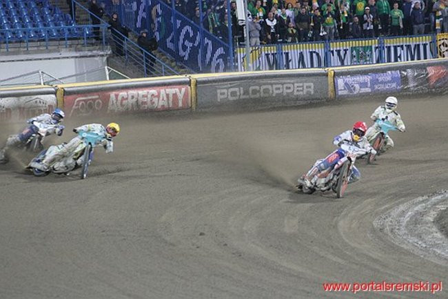 Fogo Unia bliżej finału