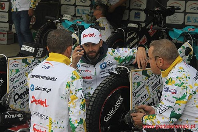 Fogo Unia bliżej finału