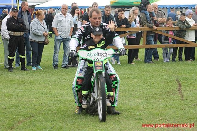 Amatorzy ze Śremu w Bielewie