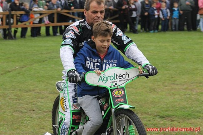 Amatorzy ze Śremu w Bielewie