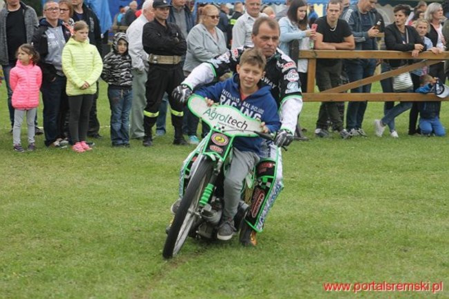 Amatorzy ze Śremu w Bielewie