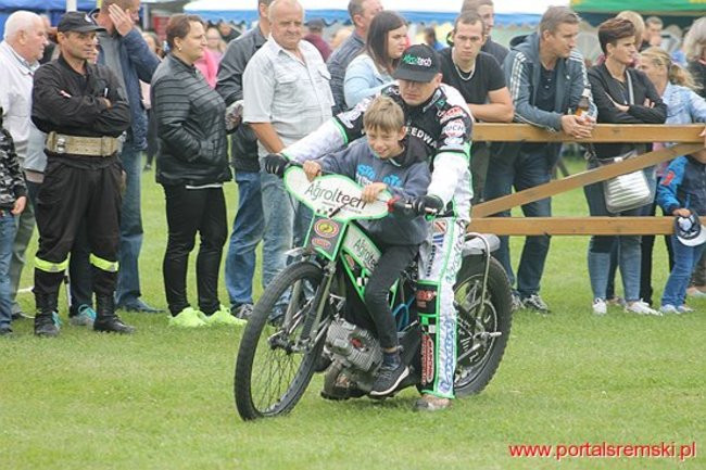 Amatorzy ze Śremu w Bielewie