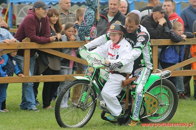 Amatorzy ze Śremu w Bielewie