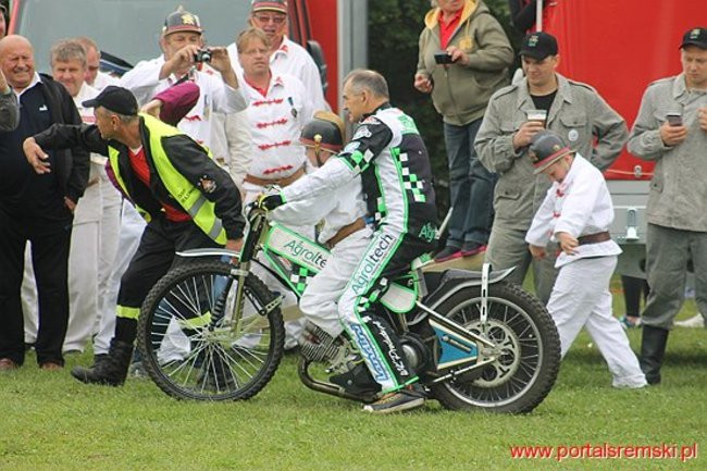 Amatorzy ze Śremu w Bielewie