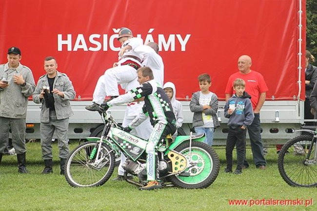 Amatorzy ze Śremu w Bielewie