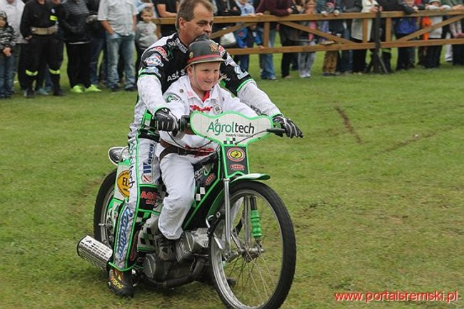 Amatorzy ze Śremu w Bielewie