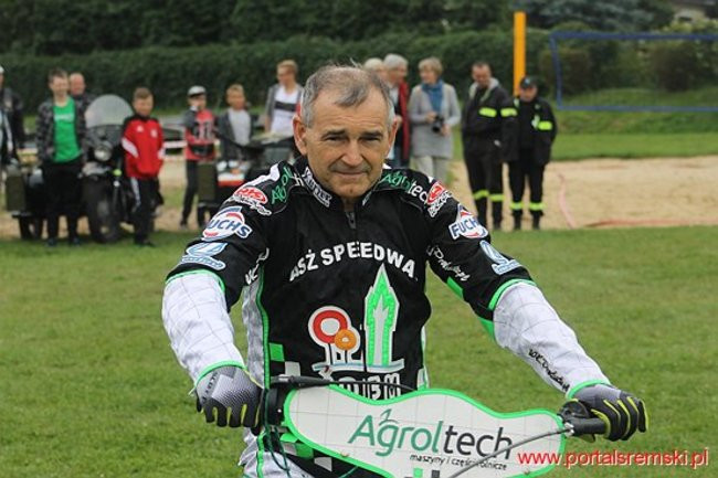 Amatorzy ze Śremu w Bielewie