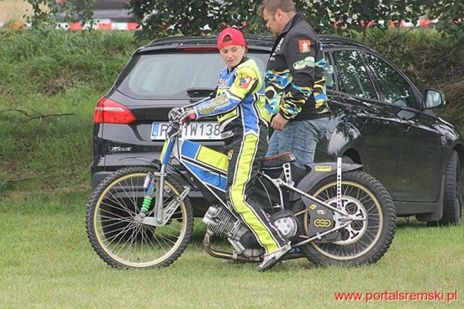 Amatorzy ze Śremu w Bielewie