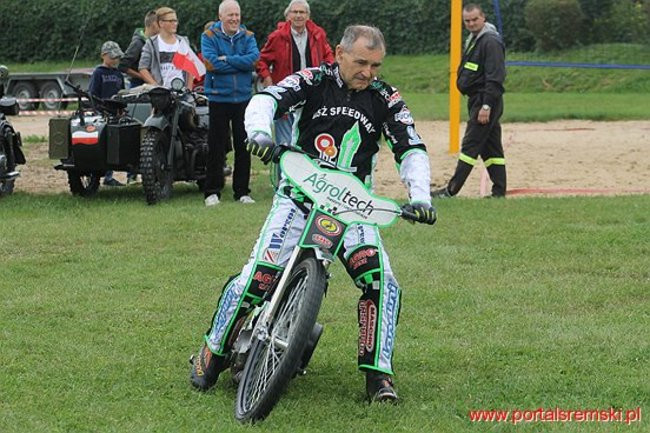 Amatorzy ze Śremu w Bielewie