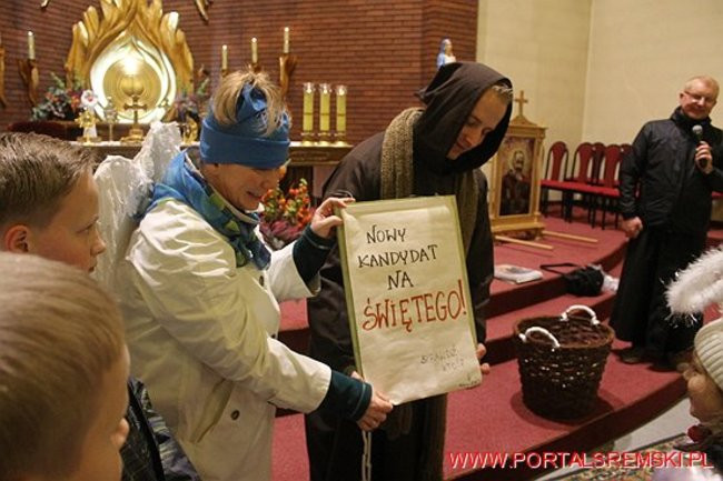 Procesja ze Świętymi