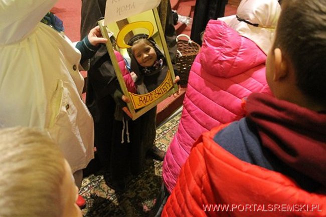 Procesja ze Świętymi