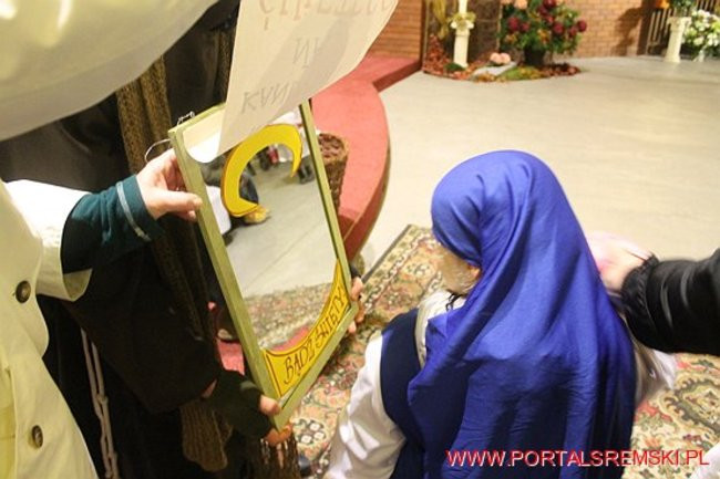 Procesja ze Świętymi