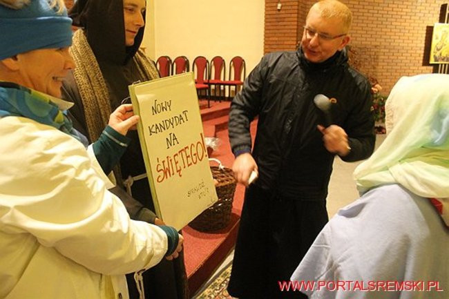 Procesja ze Świętymi