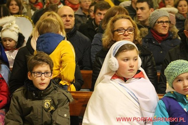 Procesja ze Świętymi