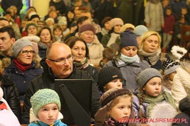 Procesja ze Świętymi