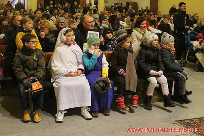 Procesja ze Świętymi