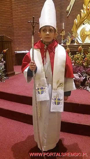 Procesja ze Świętymi