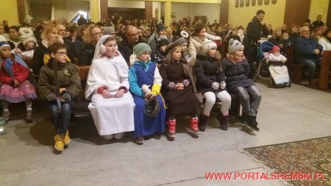 Procesja ze Świętymi