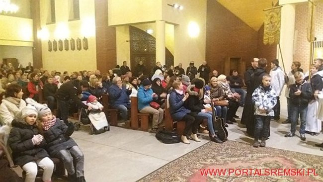 Procesja ze Świętymi