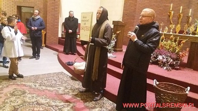 Procesja ze Świętymi