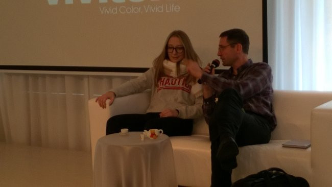 Gimnazjaliści na spotkaniu autorskim z Pawłem Beręsewiczem