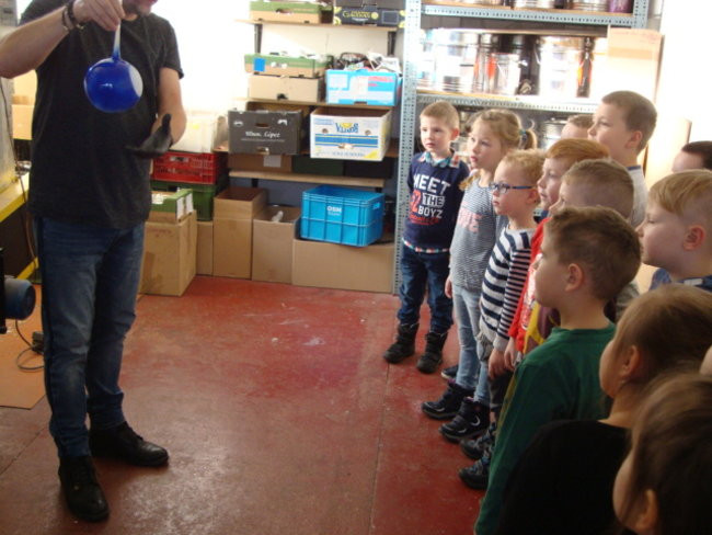 Wycieczka do fabryki bombek w Lesznie