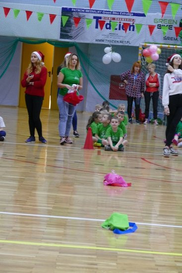 Grupa Żabki z Przedszkola Pod Wierzbami na Olimpiadzie Przedszkolaków