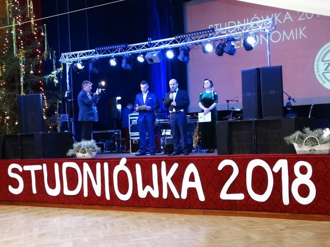 Studniówka w Ekonomie