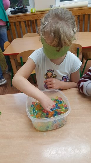 Zabawy z elementami integracji sensorycznej