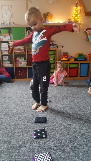 Zabawy z elementami integracji sensorycznej