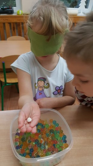 Zabawy z elementami integracji sensorycznej