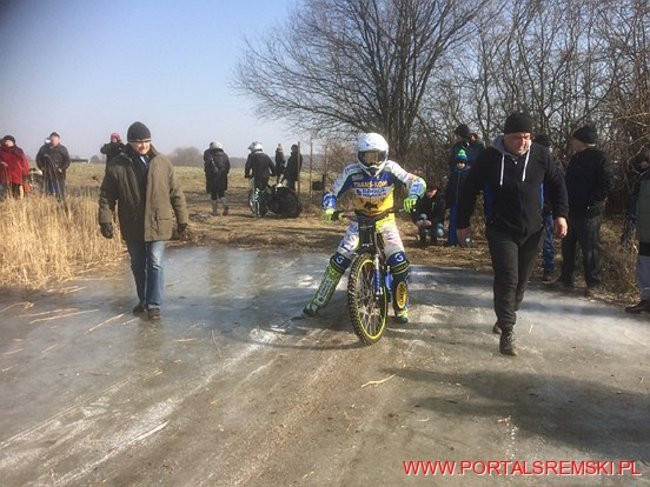 Żużlowcy w Mełpinie