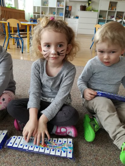 Wielkanocne spotkanie z zajączkami w Janku Wędrowniczku