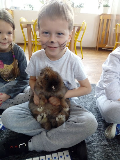 Wielkanocne spotkanie z zajączkami w Janku Wędrowniczku