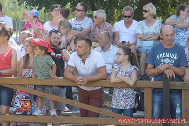 Niezwykłe sikawki w Cichowie