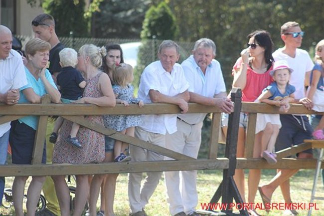 Niezwykłe sikawki w Cichowie