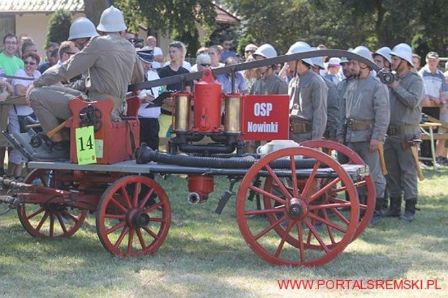 Niezwykłe sikawki w Cichowie