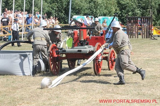 Niezwykłe sikawki w Cichowie